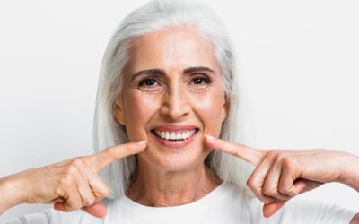 Què passa amb els implants dentals quan envelleixes?