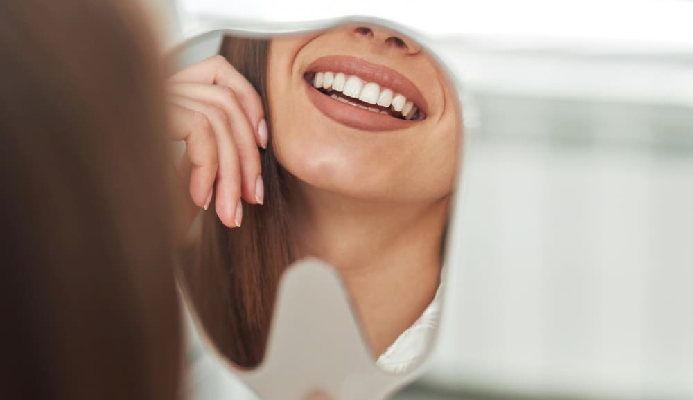 Blanqueamiento dental profesional vs casero: ¿cuál es más efectivo?