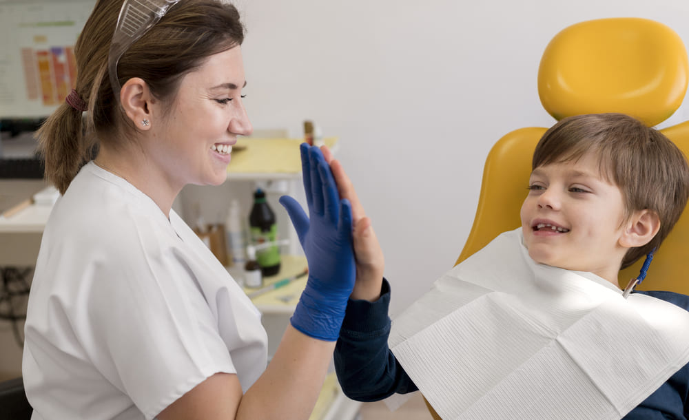 Dentista infantil: cuándo llevar a tu hijo por primera vez